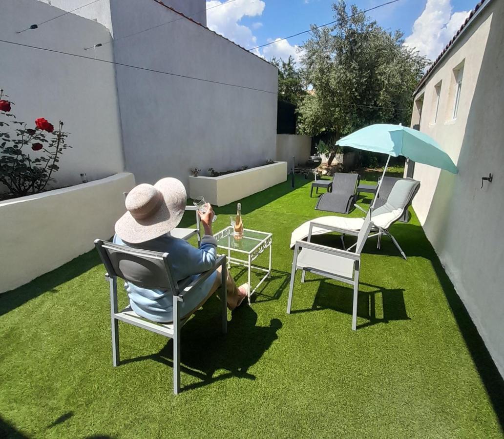 L'Olivier Tessa Hotesse Suite 30M2 Terrasse 20M2 La Celle  Luaran gambar